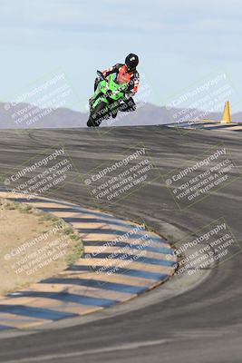 media/Nov-16-2025-Race Pace (Sun) [[8c5fa54630]]/Verified Riders/1-Turns 9 and 10 (925am)/